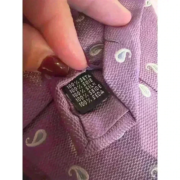 Henry Grethel Men's Purple Paisley Silk Tie Classic Length - Picture 4 of 5